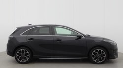 2025 (25) KIA CEED 1.5T GDi ISG 138 GT-Line 5dr DCT 5536982