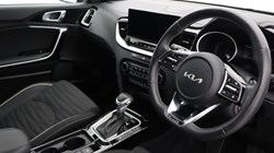 2025 (25) KIA CEED 1.5T GDi ISG 138 GT-Line 5dr DCT 5536995