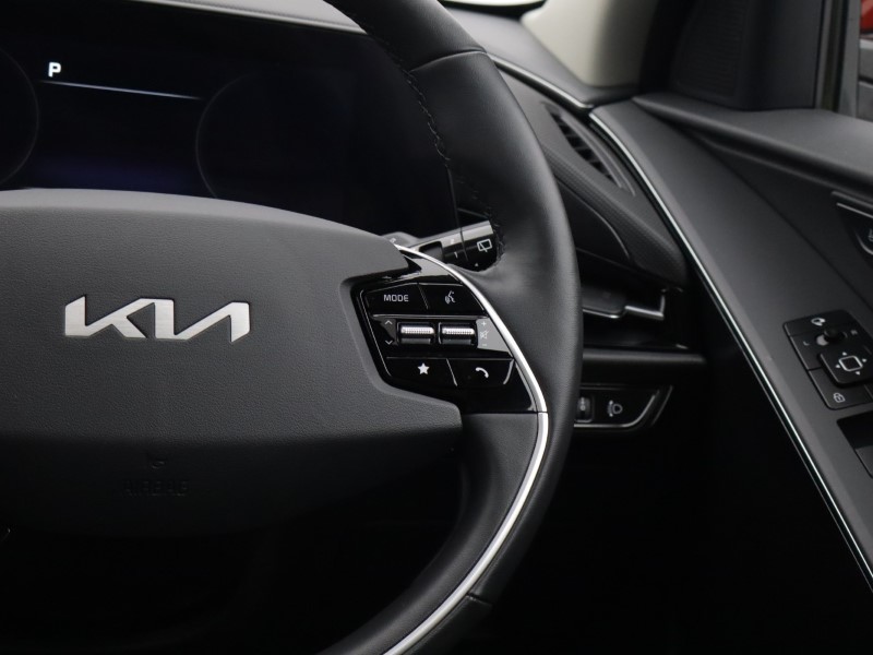 2023 (23) KIA NIRO 1.6 GDi Hybrid 4 5dr DCT 5288060