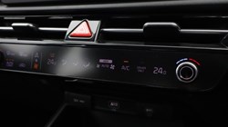 2022 (72) KIA NIRO 1.6 GDi Hybrid 2 5dr DCT 5349750