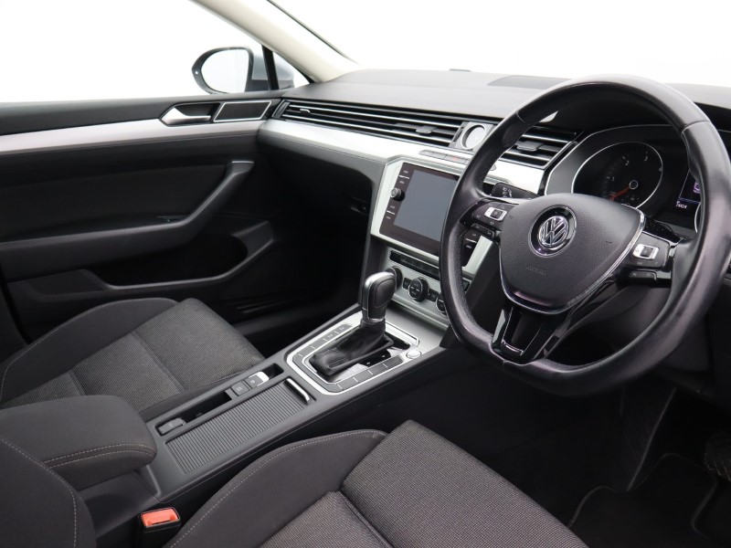 2019 (19) VOLKSWAGEN PASSAT 2.0 TDI SE Business 5dr DSG [7 Speed] 5378350