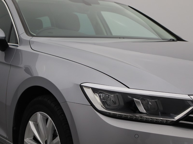 2019 (19) VOLKSWAGEN PASSAT 2.0 TDI SE Business 5dr DSG [7 Speed] 5378375