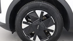 2025 (75) KIA SPORTAGE 1.6T GDi HEV Pure 5dr Auto 5398210