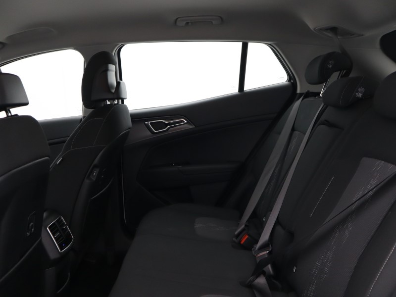 2025 (75) KIA SPORTAGE 1.6T GDi HEV Pure 5dr Auto 5398206