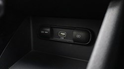 2020 (69) KIA NIRO 1.6 GDi Hybrid 2 5dr DCT 5372736