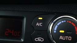 2018 (67) KIA CEED 1.0T GDi ISG GT-Line 5dr 5409885