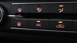 2025 (25) KIA CEED 1.5T GDi ISG 138 2 5dr 5536936