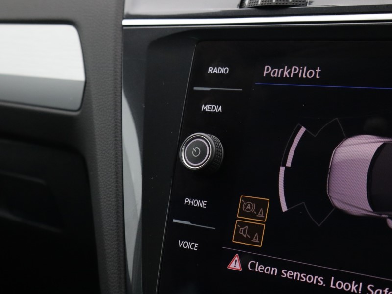2019 (19) VOLKSWAGEN TIGUAN 2.0 TDi 150 4Motion SE Nav 5dr 5377882