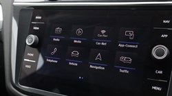2019 (19) VOLKSWAGEN TIGUAN 2.0 TDi 150 4Motion SE Nav 5dr 5377878