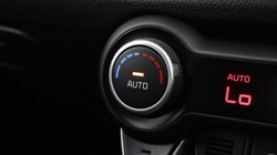 2025 (25) KIA STONIC 1.0T GDi 48V 98 GT-Line S 5dr DCT 5419768