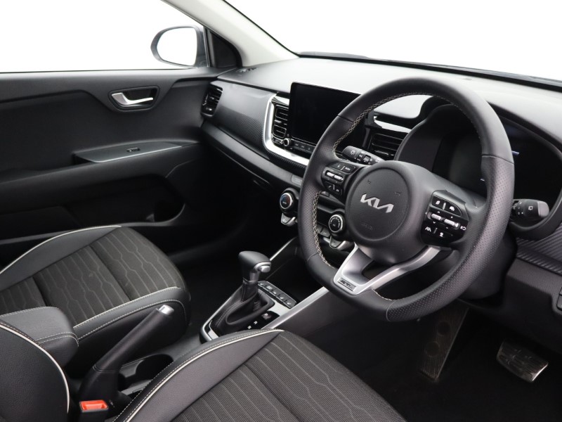 2025 (25) KIA STONIC 1.0T GDi 48V 98 GT-Line S 5dr DCT 5419754