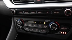 2021 (21) KIA NIRO 1.6 GDi Hybrid 2 5dr DCT 5440471