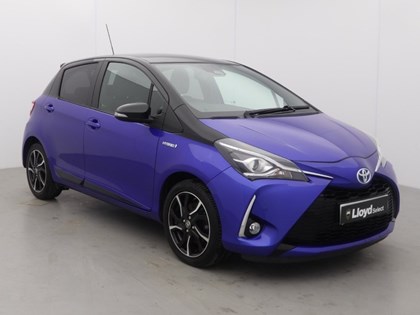 2017 (17) TOYOTA YARIS 1.5 Hybrid Red Bi-tone 5dr CVT