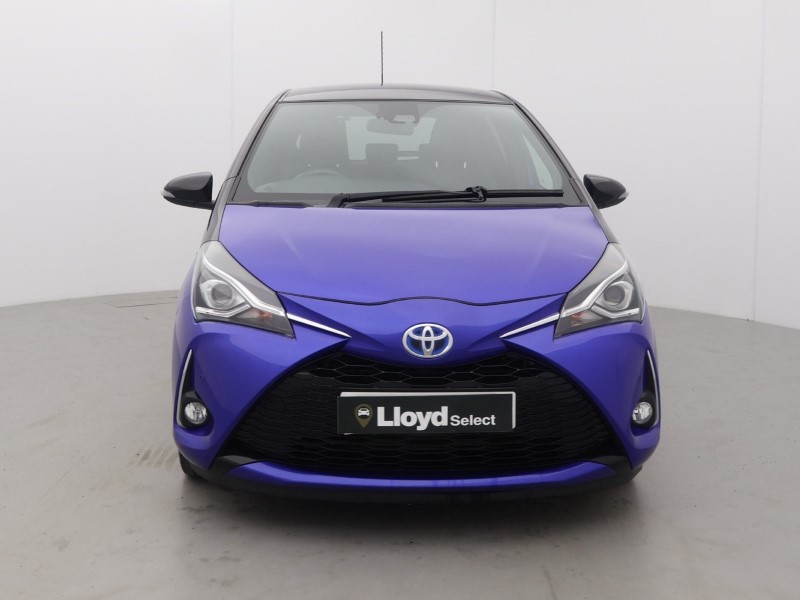 2017 (17) TOYOTA YARIS 1.5 Hybrid Red Bi-tone 5dr CVT 5488269