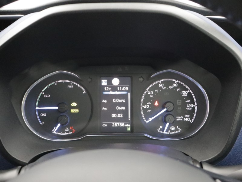 2017 (17) TOYOTA YARIS 1.5 Hybrid Red Bi-tone 5dr CVT 5488311