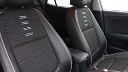 2024 (24) KIA STONIC 1.0T GDi 99 GT-Line 5dr DCT 5469493