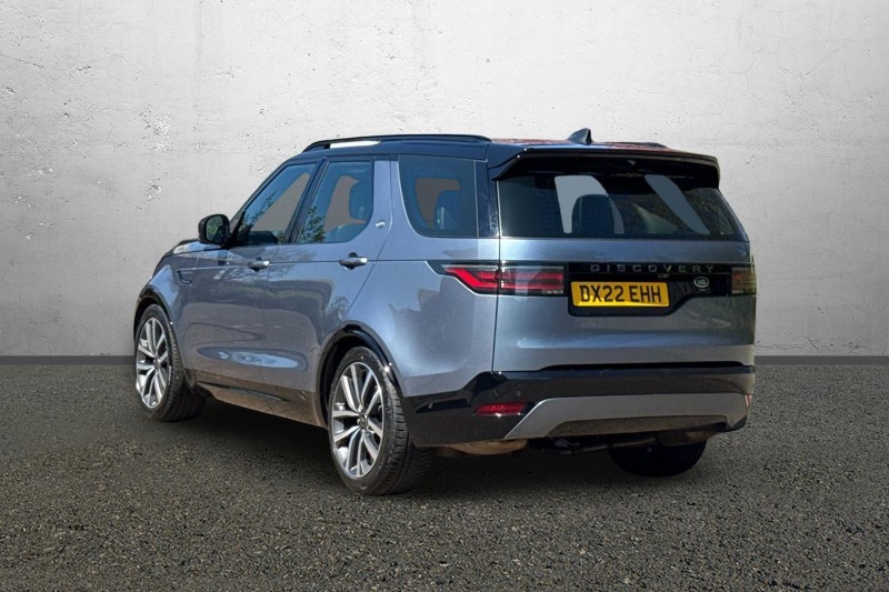 2022 (22) LAND ROVER DISCOVERY 3.0 D300 R-Dynamic SE 5dr Auto