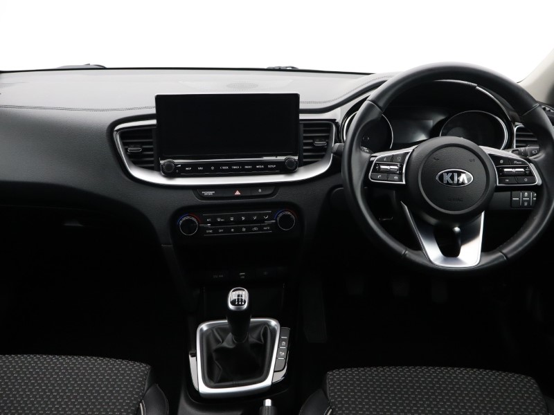 2021 (21) KIA CEED 1.5T GDi ISG 3 5dr 5537174