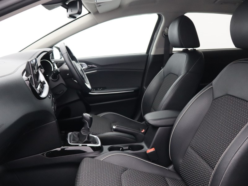 2021 (21) KIA CEED 1.5T GDi ISG 3 5dr 5537167