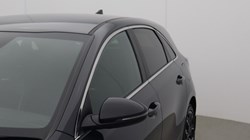 2025 (25) KIA CEED 1.5T GDi ISG 138 GT-Line 5dr 5541318