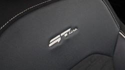 2025 (25) KIA CEED 1.5T GDi ISG 138 GT-Line 5dr 5541291