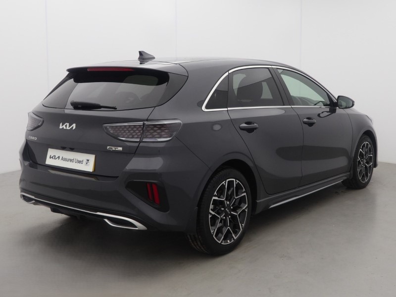 2025 (25) KIA CEED 1.5T GDi ISG 138 GT-Line 5dr 5541281