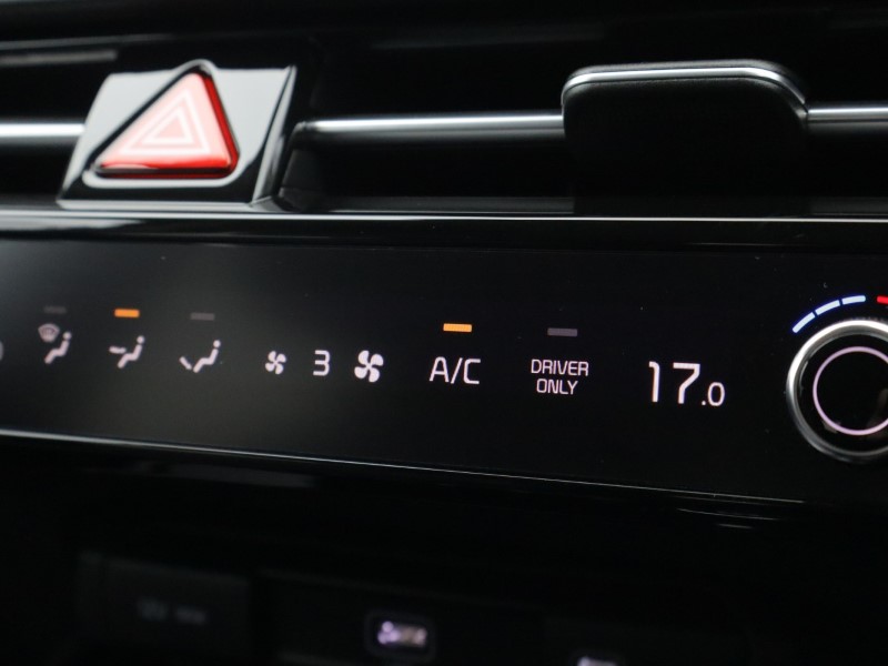 2025 (25) KIA NIRO 150kW 3 65kWh 5dr Auto 5563337