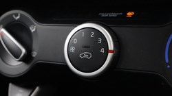 2017 (17) KIA PICANTO 1.0 2 5dr 5542150