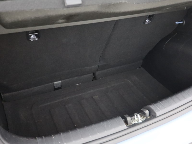 2017 (17) KIA PICANTO 1.0 2 5dr 5542155
