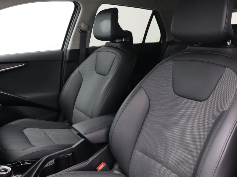 2024 (24) KIA NIRO 1.6 GDi Hybrid 3 5dr DCT 5649767