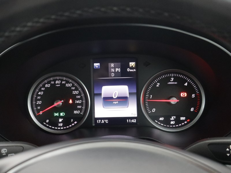 2019 (19) MERCEDES-BENZ GLC 220d 4Matic Urban Edition 5dr 9G-Tronic 5568692