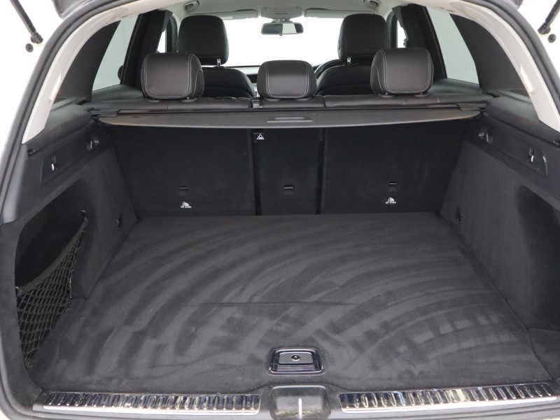 2019 (19) MERCEDES-BENZ GLC 220d 4Matic Urban Edition 5dr 9G-Tronic 5568663