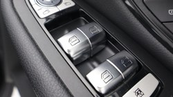 2019 (19) MERCEDES-BENZ GLC 220d 4Matic Urban Edition 5dr 9G-Tronic 5568672