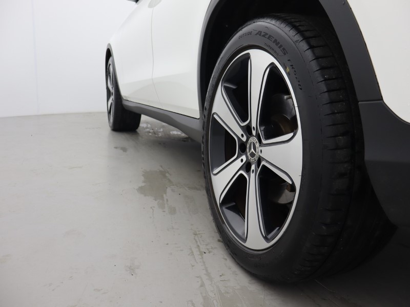 2019 (19) MERCEDES-BENZ GLC 220d 4Matic Urban Edition 5dr 9G-Tronic 5568668