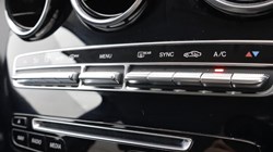 2019 (19) MERCEDES-BENZ GLC 220d 4Matic Urban Edition 5dr 9G-Tronic 5568696