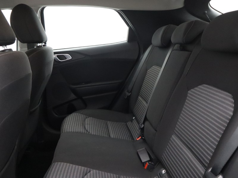 2023 (73) KIA XCEED 1.5T GDi ISG 2 5dr 5575413