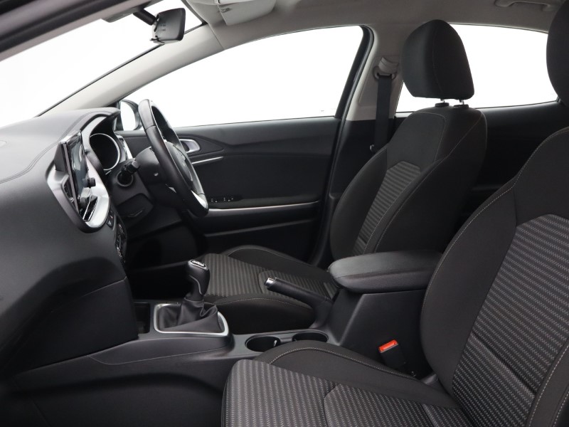 2023 (73) KIA XCEED 1.5T GDi ISG 2 5dr 5575412