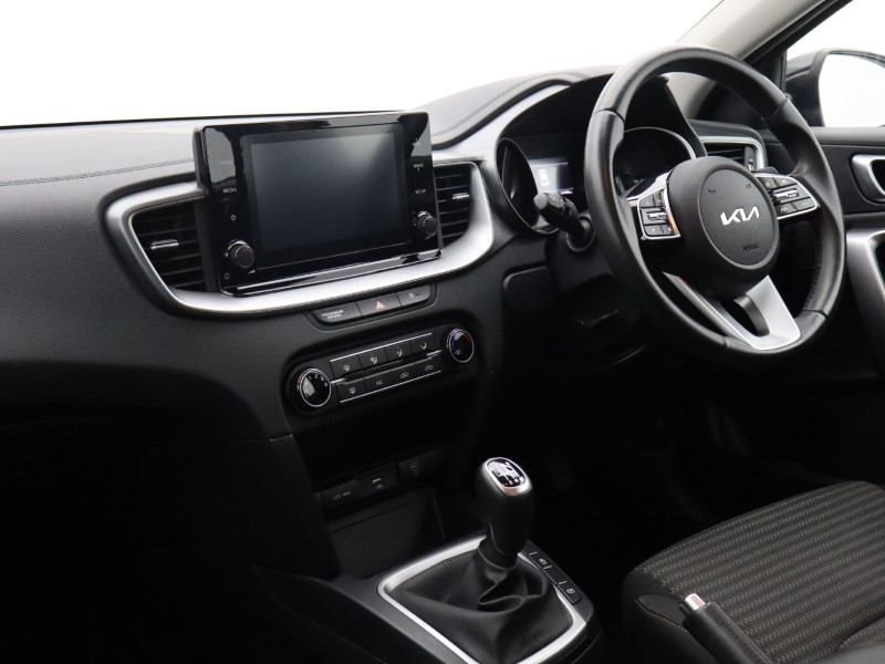 2023 (73) KIA XCEED 1.5T GDi ISG 2 5dr 5575418