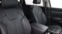 2024 (24) KIA SORENTO 1.6 T-GDi HEV 3 5dr Auto 5576024