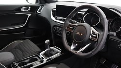 2024 (24) KIA CEED 1.5T GDi ISG 138 GT-Line 5dr 5704048