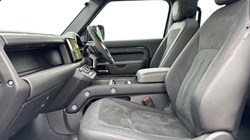 2023 (23) LAND ROVER DEFENDER 5.0 P525 V8 Carpathian Edition 90 3dr Auto 4366598