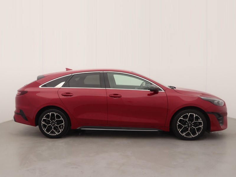 2024 (24) KIA PRO CEED 1.5T GDi ISG 138 GT-Line 5dr DCT 5684368