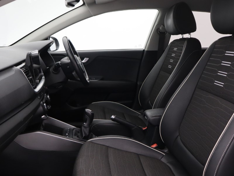 2021 (71) KIA STONIC 1.0T GDi 48V GT-Line S 5dr 5688302