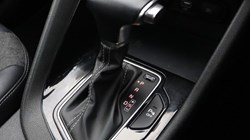 2020 (70) KIA NIRO 1.6 GDi Hybrid 2 5dr DCT 5682615