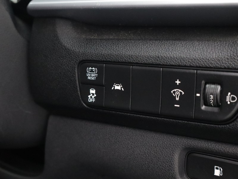 2020 (70) KIA NIRO 1.6 GDi Hybrid 2 5dr DCT 5682607