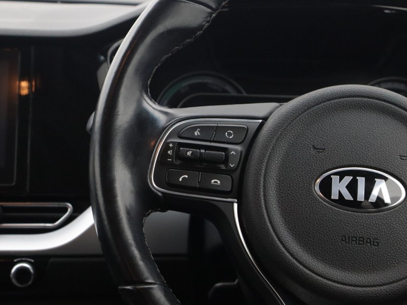 2020 (70) KIA NIRO 1.6 GDi Hybrid 2 5dr DCT 5682599