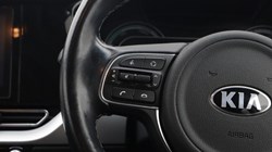 2020 (70) KIA NIRO 1.6 GDi Hybrid 2 5dr DCT 5682599