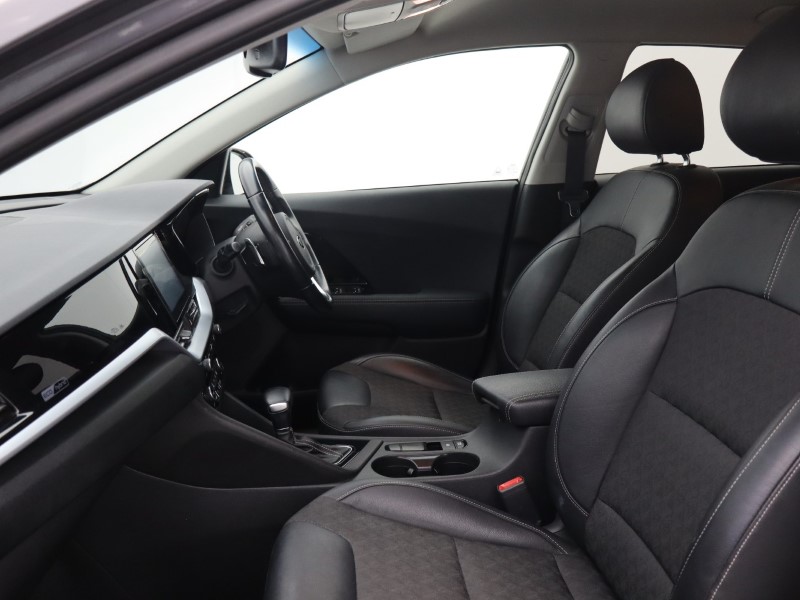 2020 (70) KIA NIRO 1.6 GDi Hybrid 2 5dr DCT 5682585