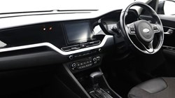2020 (70) KIA NIRO 1.6 GDi Hybrid 2 5dr DCT 5682591