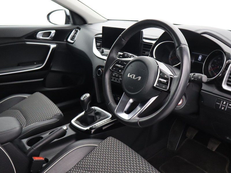 2022 (22) KIA CEED 1.5T GDi ISG 3 5dr 5677007